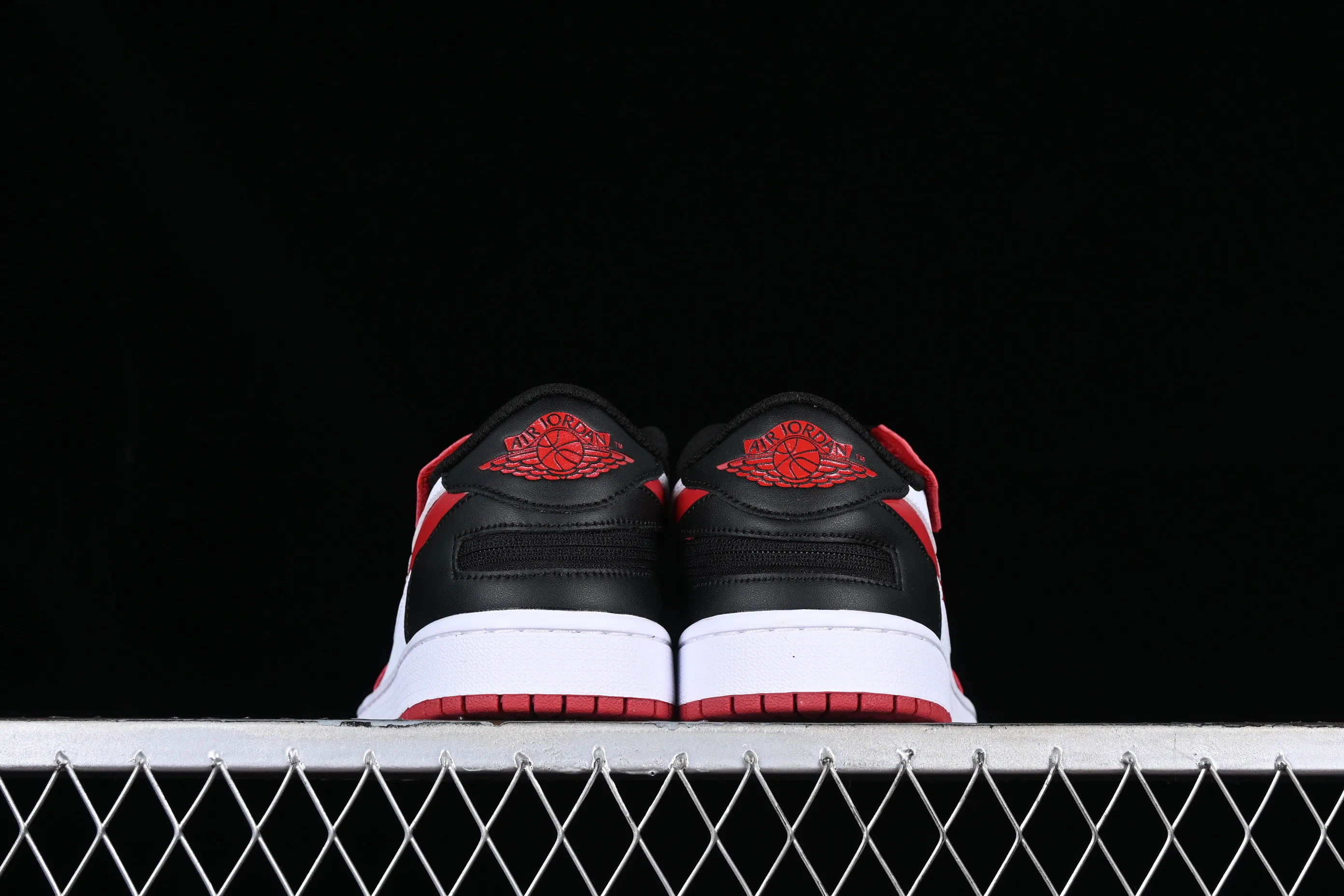 All categories Air Jordan Jordan series basketball shoes Air Jordan 1 Low Air Jordan 1 Low FlyEase "Gym Red" AJ1 Joe 1 Chicago Red New low-top basketball shoes DM1206-163